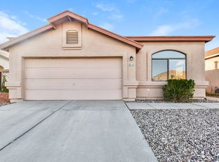 9495 E Lochnay Ln, Tucson, AZ 85747