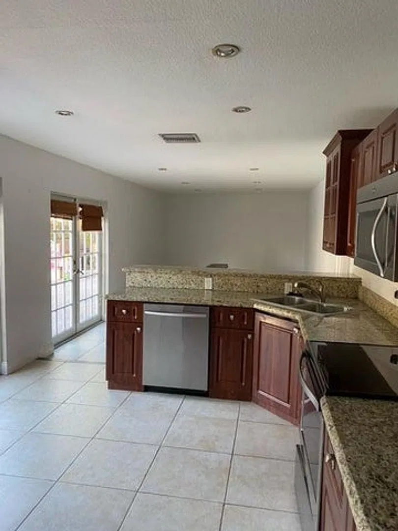 2545 PALM Road, West Palm Beach (Unincorporated) , FL 33406 - 7781 — Photo 3