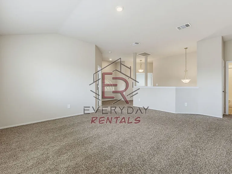 2102 Gadwall Way — Photo 10