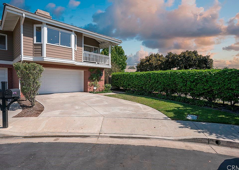 1st image of 800 Gardenia Way