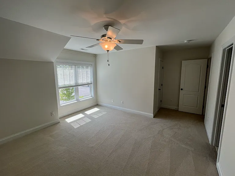 1 Laurel Valley Ct — Photo 19
