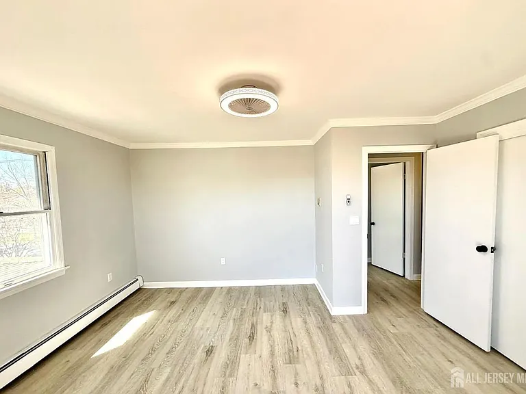 35 Fiat Ave — Photo 22