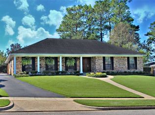 6713 Chimney Top Dr S, Mobile, AL 36695