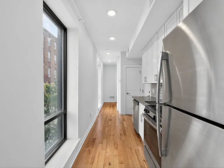 1659 N Randolph St #1 — Photo 8