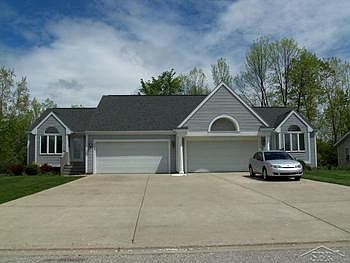 1st image of 3266 Silverwood Dr