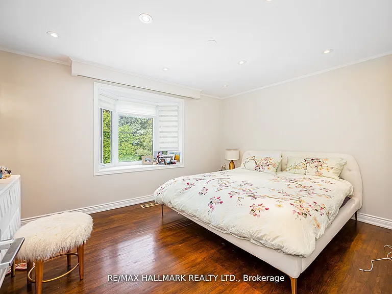 16 Paultiel Dr W — Photo 6