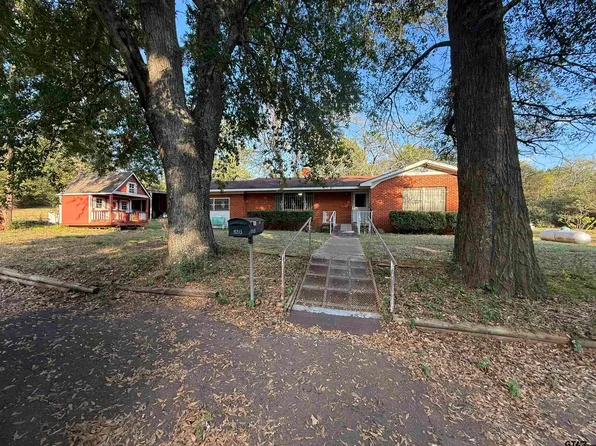 15513 Fm 16 E, Winona, TX 75792