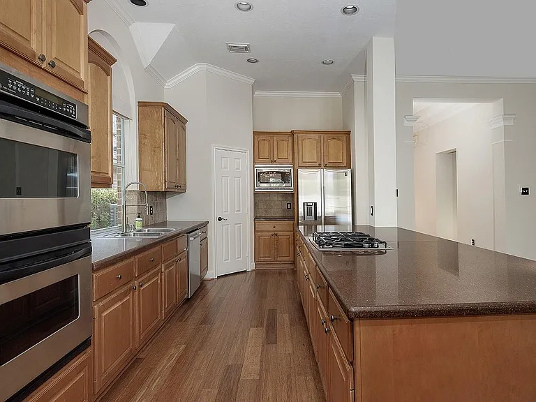 38 Eagle Mead Pl — Photo 13