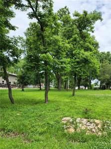 37 Lakeview Ln, Linn Valley, KS, 66040