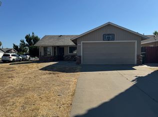 700 Lacross Ct, Modesto, CA 95351