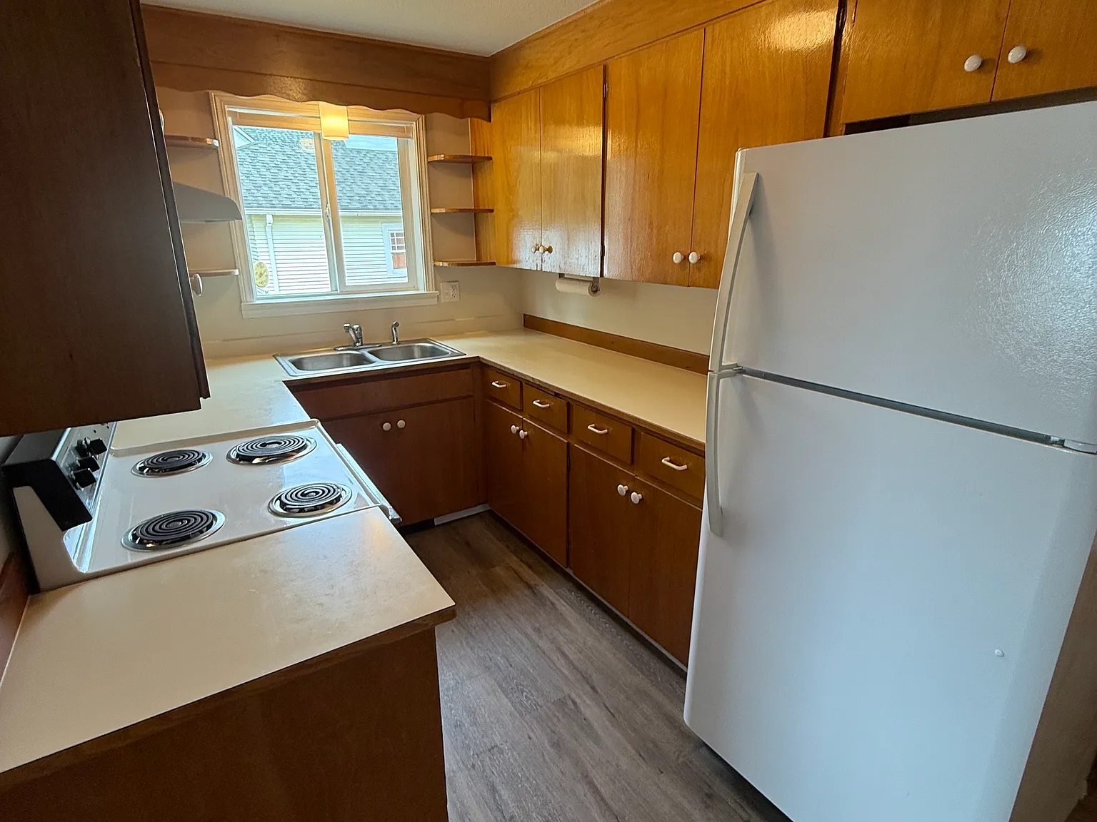 2 bed, 750 sqft, $2,000 — Photo 4