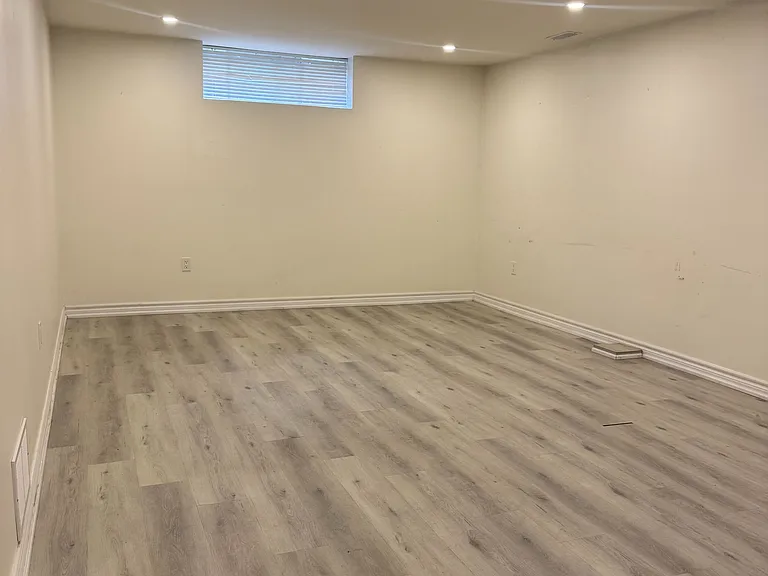 110 Gilroy Dr — Photo 19