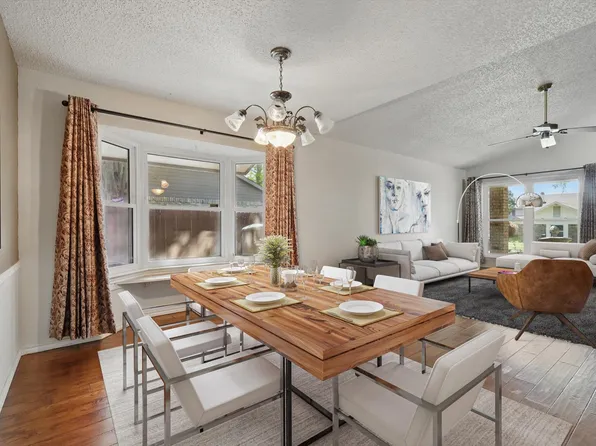 829 Blue Oak Dr, Lewisville, TX 75067