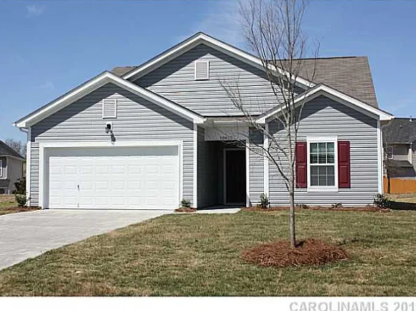 10612 Kempsford Dr, Charlotte, NC 28262