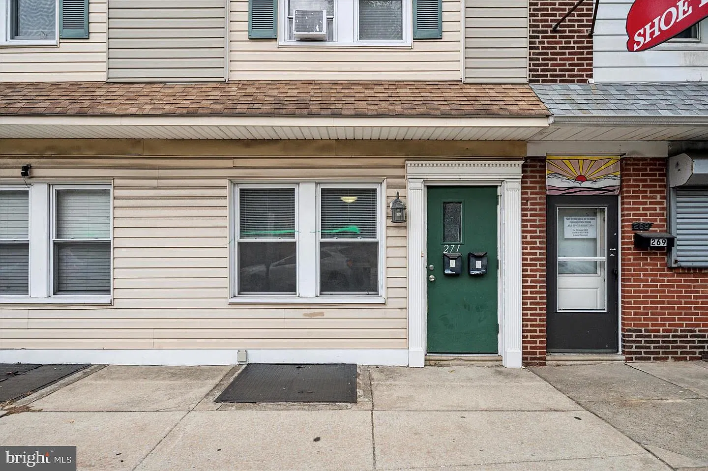 1 bed, 725 sqft, $1,095 — Photo 3
