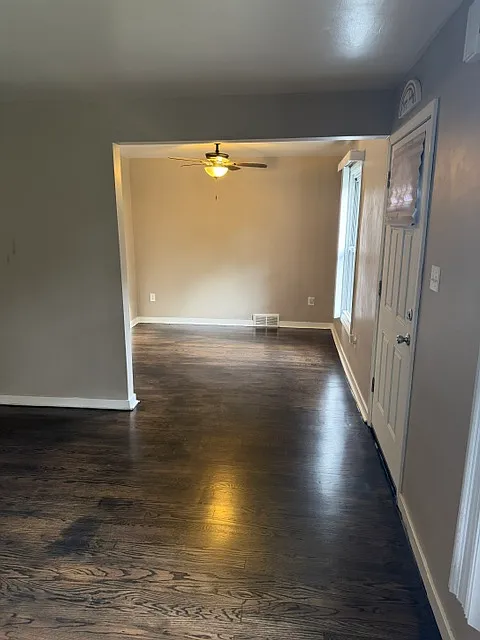 2 bed, 928 sqft, $1,850 — Photo 3