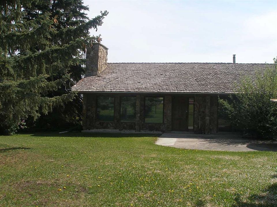 1st image of 31011 Township Road 420 Farm