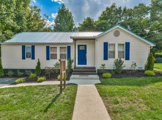 105 Chestnut St, Greeneville, TN 37745