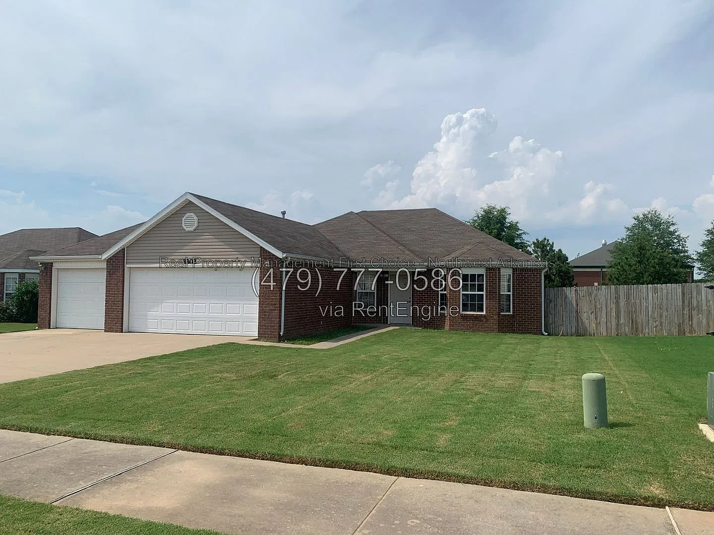 4 bed, 2.0 bath, 1388 sqft, $1,750 — Photo 2