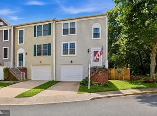 740 Hetzel Ter SE, Leesburg, VA 20175