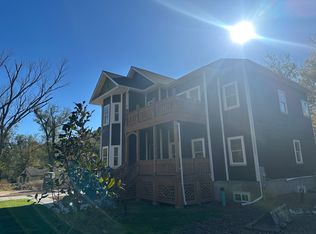 1213 Kiefer Creek Rd, Ballwin, MO 63021