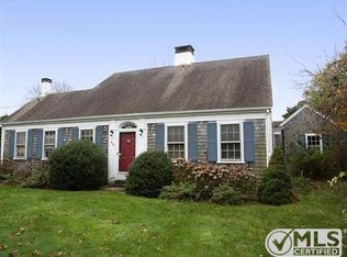 269 W Bay Rd, Osterville, MA 02655
