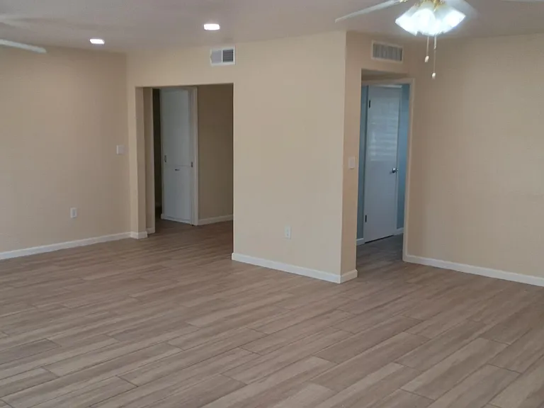 11644 N Balboa Dr — Photo 16