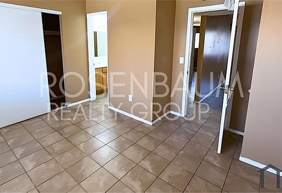 4th image of 3313 W Harmont Dr Unit 2
