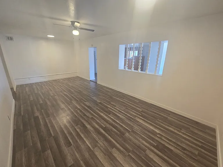 400 Santa Fe Dr #12 — Photo 9