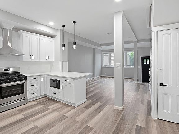 4th image of 21 Tyson Ln