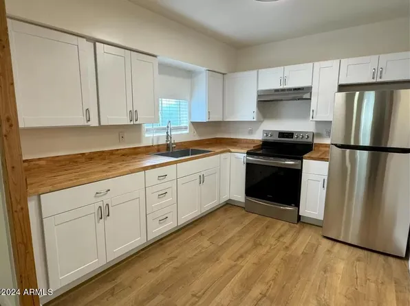 1825 E HARVARD Street, Phoenix, AZ 85006