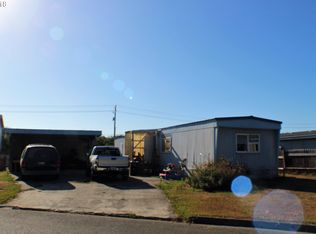 1246 Indiana Ave SE, Bandon, OR 97411
