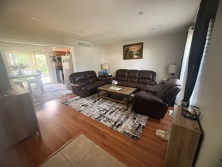 8324 Hickory Dr — Photo 3