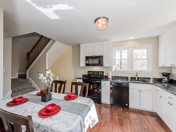 Dining Room to Kitchen