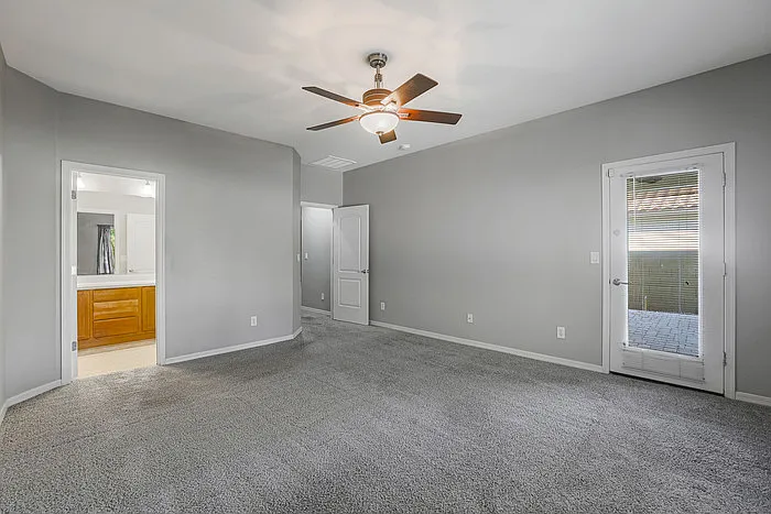 1622 W Big Oak St — Photo 23