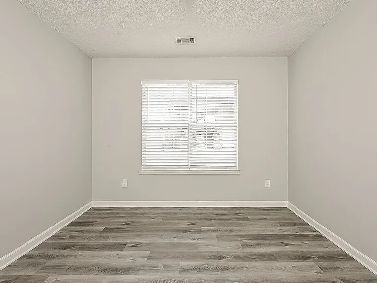 104 Nanci Ct — Photo 14