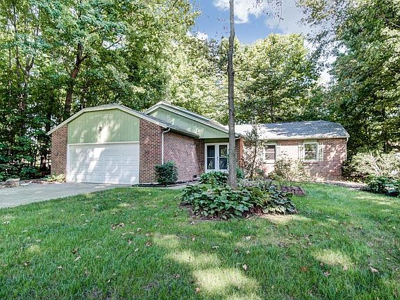 3rd image of 8749 Ramblewood Ct NW