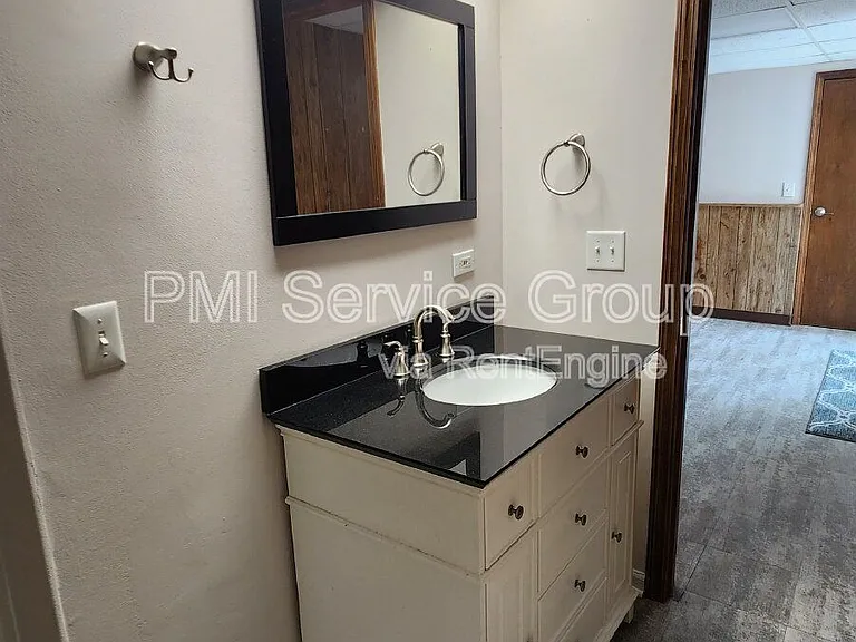 229 Hickory St — Photo 10