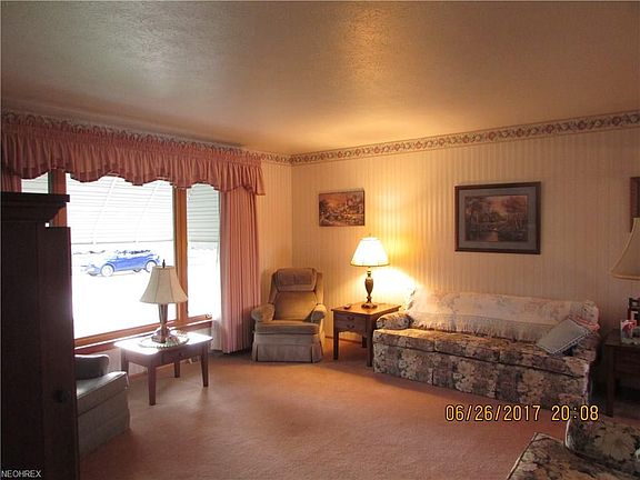 5th image of 4739 Forest Edge Dr