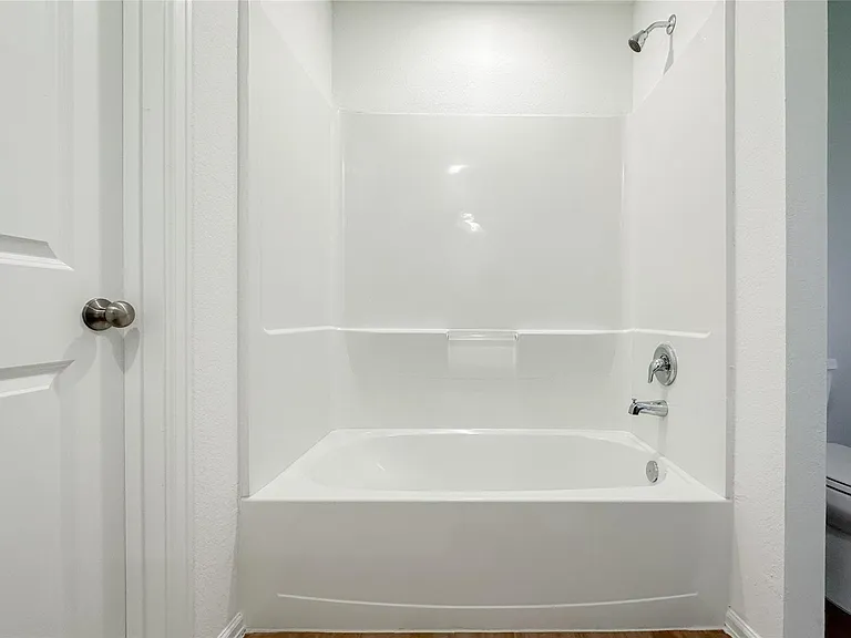 1444 Las Cuevas Dr — Photo 19