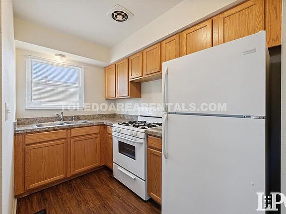 5th image of 413 S Enterprise St #413-A
