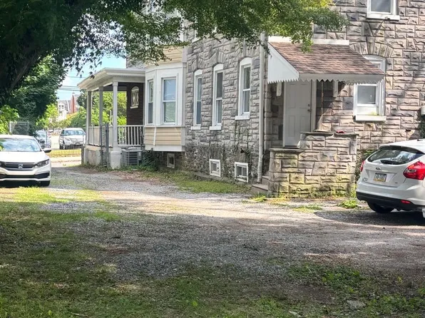 482 Martin St, Philadelphia, PA 19128