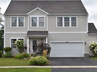 1162 Swan Dr, Elburn, IL 60119