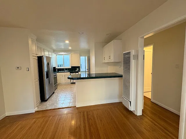 2 bed, 750 sqft, $3,150 — Photo 3