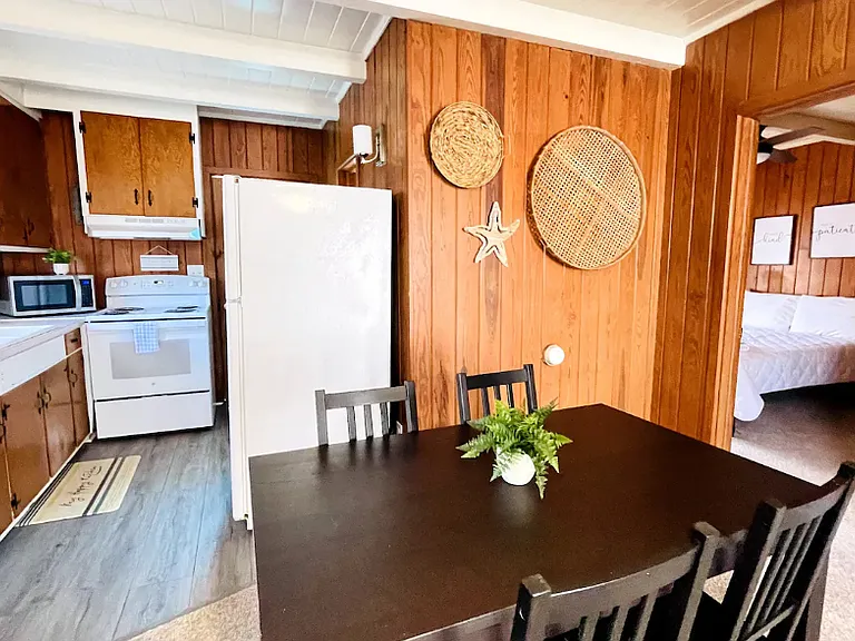 2104 Perrin Dr #1 — Photo 10