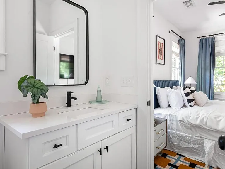 1054 Euclid Ave NE #CH — Photo 27