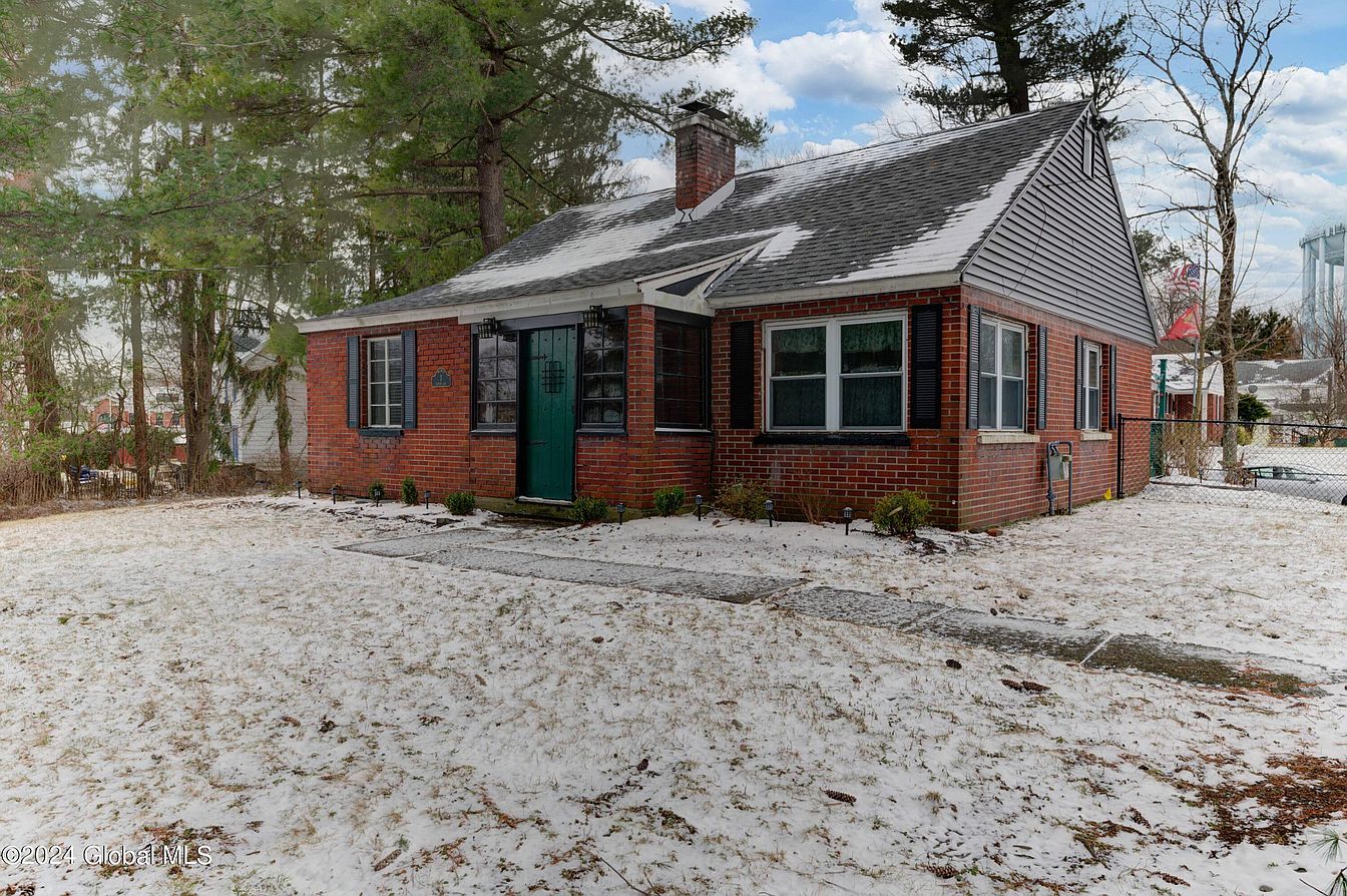 1st image of 3 Hunter Lane