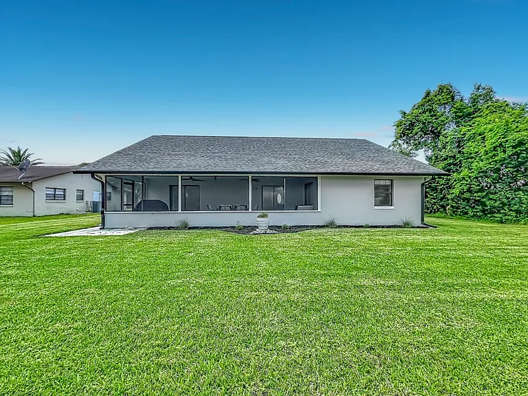 24 Filbert Ln — Photo 20
