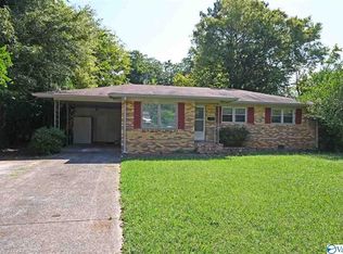 1608 Chenault Dr SE, Decatur, AL 35601