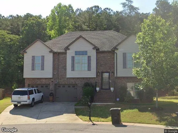 5094 Meadow Lake Crst, Bessemer, AL 35020